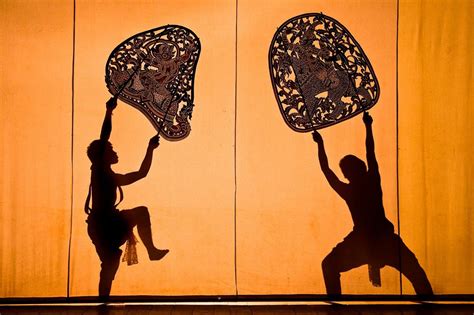 Southeast Asian arts .